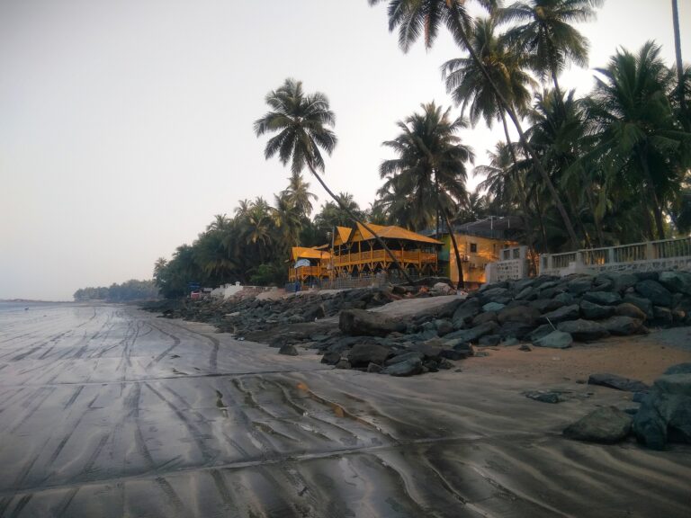 Gorai Beach ,Uttan